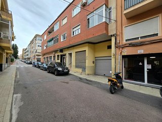 Garaje en venta en Petrer