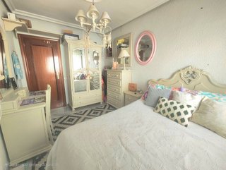 Piso en venta en Linares