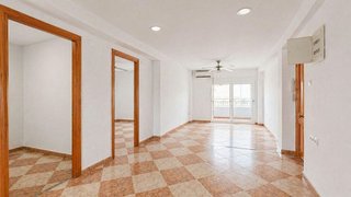 Piso en venta en Ciudad Jardín - Tagarete - El Zapillo en Almería