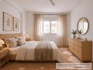 Piso en venta en Ciudad Jardín - Tagarete - El Zapillo en Almería
