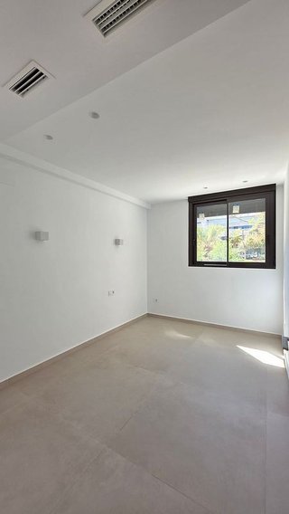Piso en venta en L´Amistat en Valencia