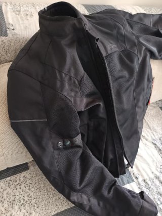 Chaqueta Moto RST Negra Nueva