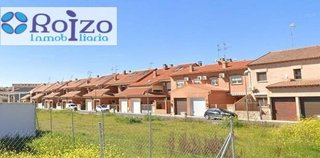 Casa adosada en venta en Torrijos