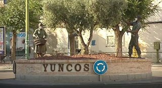 Casa adosada en venta en Yuncos