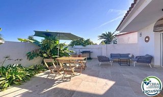 Chalet en venta en Empuriabrava en Castelló d´Empúries
