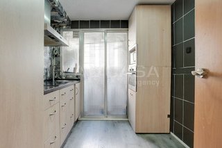 Piso en venta en Bellvitge en Hospitalet de Llobregat, L´