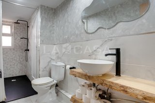 Piso en venta en Bellvitge en Hospitalet de Llobregat, L´