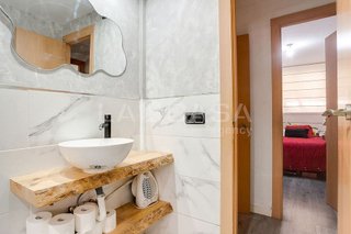 Piso en venta en Bellvitge en Hospitalet de Llobregat, L´