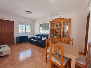 Chalet en venta en La Siesta - El Salado - Torreta en Torrevieja