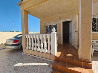 Chalet en venta en La Siesta - El Salado - Torreta en Torrevieja
