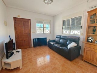 Chalet en venta en La Siesta - El Salado - Torreta en Torrevieja