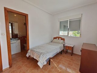 Chalet en venta en La Siesta - El Salado - Torreta en Torrevieja