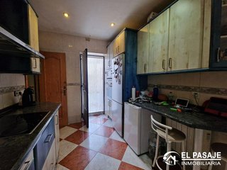 Chalet en venta en Linares