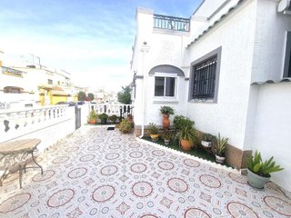 Casa adosada en venta en Altos - La Florida en Orihuela