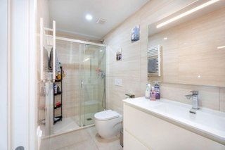 Piso en venta en Cementiri Vell en Terrassa