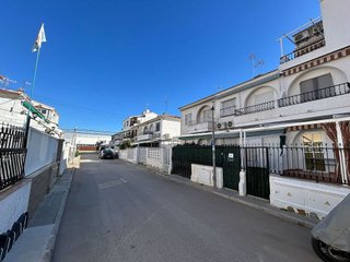 Casa adosada en venta en Centro en Santa Pola