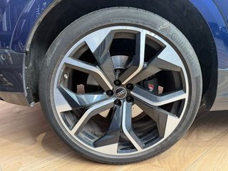 Audi Q8 RS  TFSI quattro tiptronic 441 kW (600 CV)