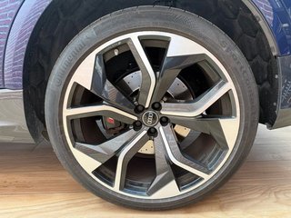 Audi Q8 RS  TFSI quattro tiptronic 441 kW (600 CV)