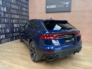 Audi Q8 RS  TFSI quattro tiptronic 441 kW (600 CV)