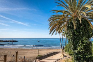 Piso en venta en Playa Bajadilla - Puertos en Marbella