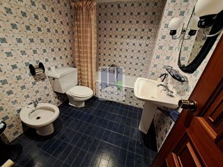 Piso en venta en Plaza España - Villa Pilar - Reyes Católicos - Vadillos en Burgos