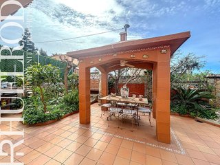Chalet en venta en Pinemar-Can Cornet en Pineda de Mar