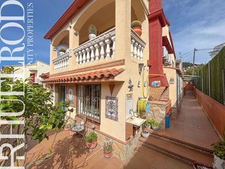Chalet en venta en Pinemar-Can Cornet en Pineda de Mar
