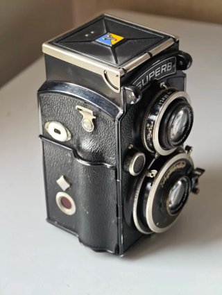Voigtländer Superb TLR (1933)