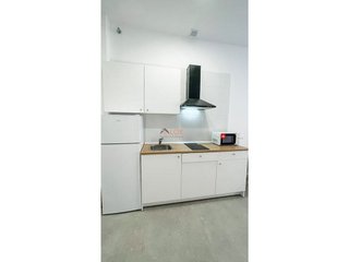 Estudio en venta en Parque Victoria Eugenia en Málaga