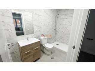 Estudio en venta en Parque Victoria Eugenia en Málaga