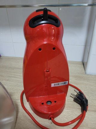 Cafetera Dolce Gusto Roja Krups