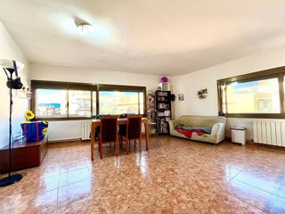 Piso en venta en Franqueses del Vallès, les