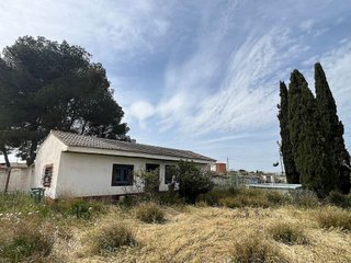 Terreno en venta en Venta del Olivar en Zaragoza