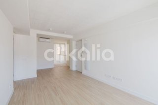 Piso en venta en La Luz - El Torcal en Málaga