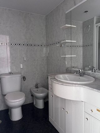 Piso en venta en Poniente-Norte - Miralbaida - Parque Azahara en Córdoba