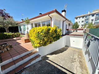 Chalet en venta en Cabanillas del Campo