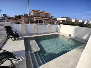 Chalet en venta en Nueva Torrevieja - Aguas Nuevas en Torrevieja