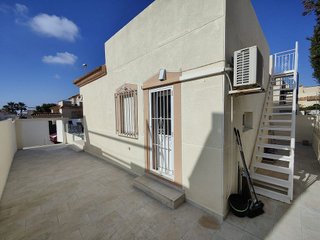 Chalet en venta en Nueva Torrevieja - Aguas Nuevas en Torrevieja