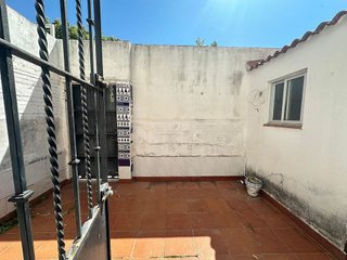 Casa adosada en venta en Sanlúcar la Mayor