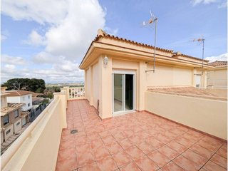 Casa en venta en Cájar