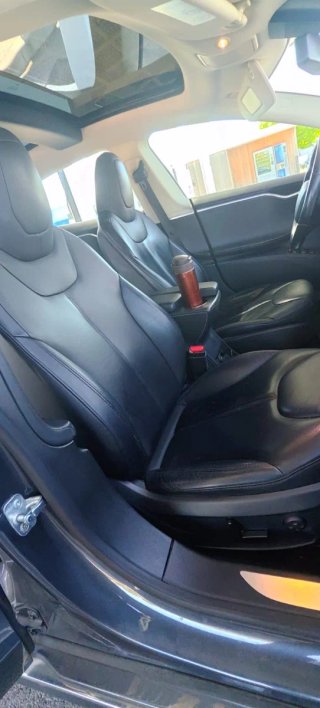 Tesla Model S 2017