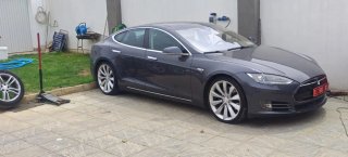 Tesla Model S 2017