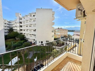 Piso en venta en Santa Margarida en Roses