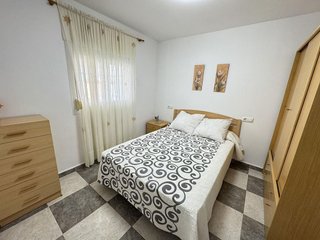 Chalet en venta en Oliva Playa en Oliva