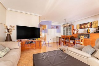Casa adosada en venta en Zona Casco Antiguo en Navalcarnero