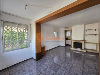 Chalet en venta en Mas Trader-Corral D’En Tort-Corral D’En Cona en Cubelles