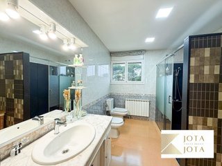Chalet en venta en Caldes de Malavella