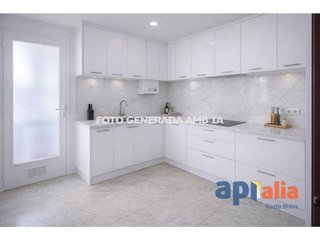 Piso en venta en Avinguda Catalunya en Palamós