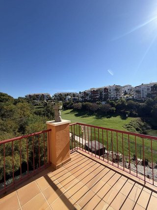 Piso en venta en Riviera del Sol en Mijas