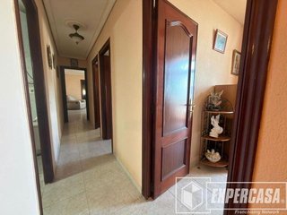 Piso en venta en La Torre en Valencia